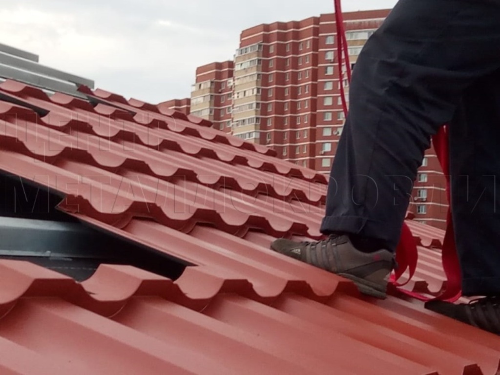 Металлочерепица Геркулес 8004 терракотовый Стальной Бархат от Центра Металлокровли в Уральске Металлочерепица Геркулес 8004 терракотовый Стальной Бархат от Центра Металлокровли в Уральске